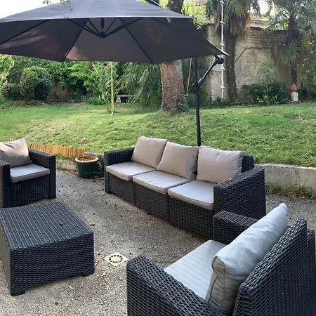 Le Cerisier Salomé Apartamento *